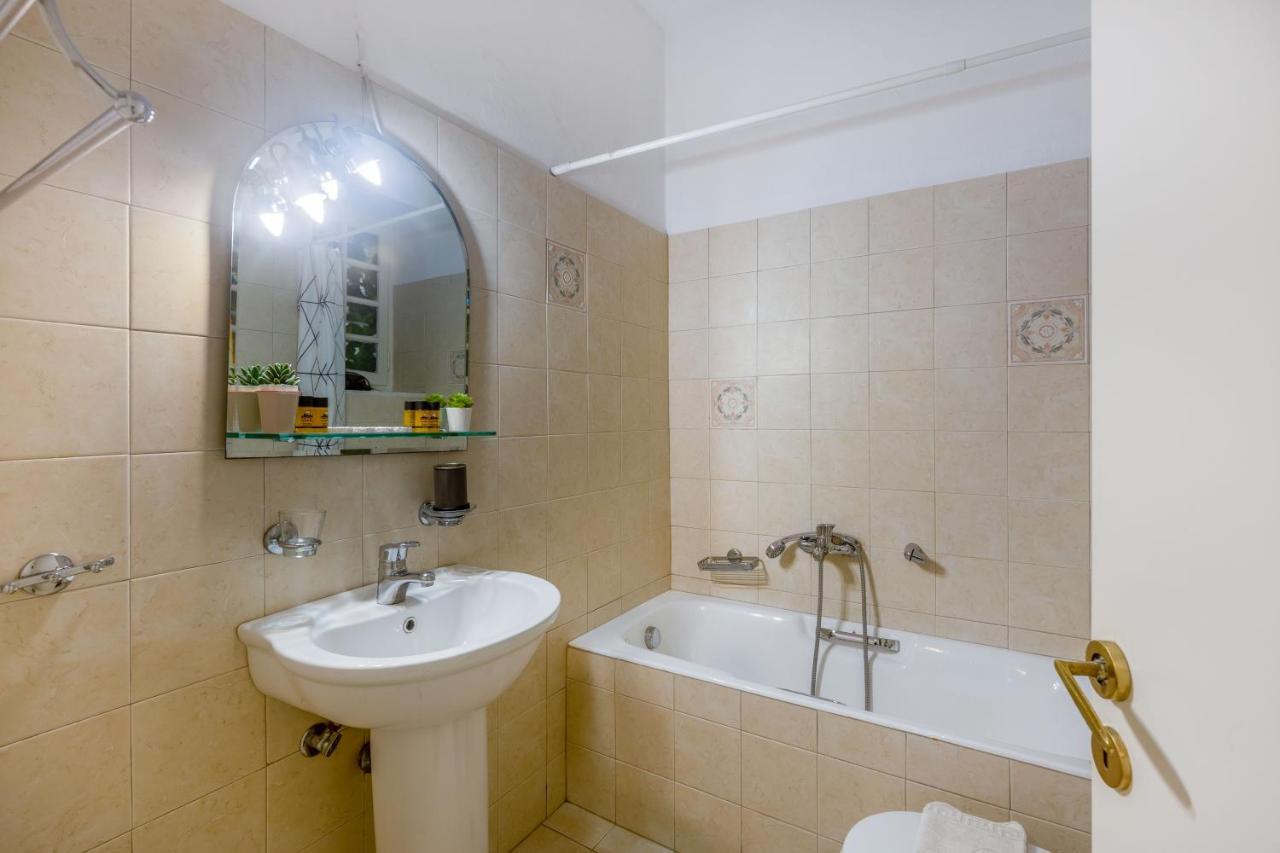 Charming Apartment In The Heart Of Plaka Atena Exterior foto